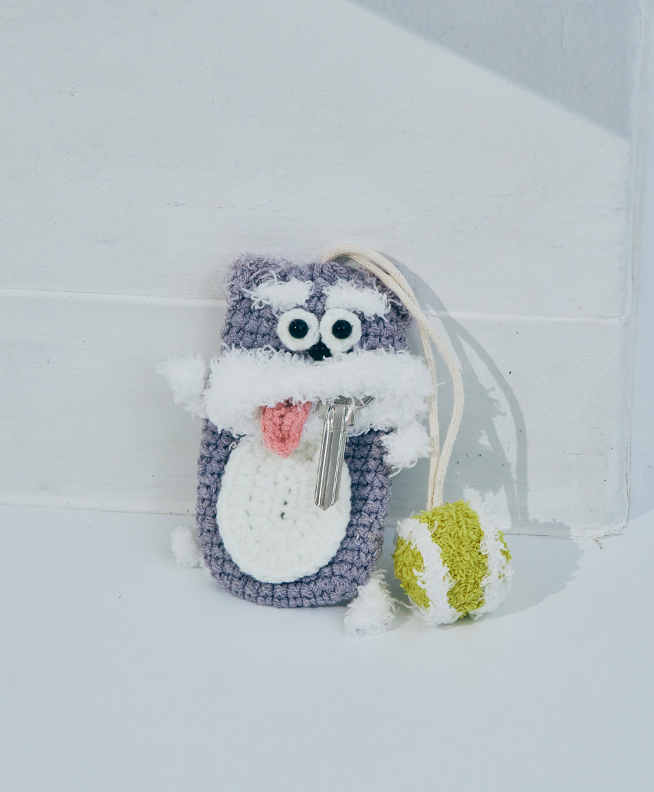 毛糸のキーケース イヌ