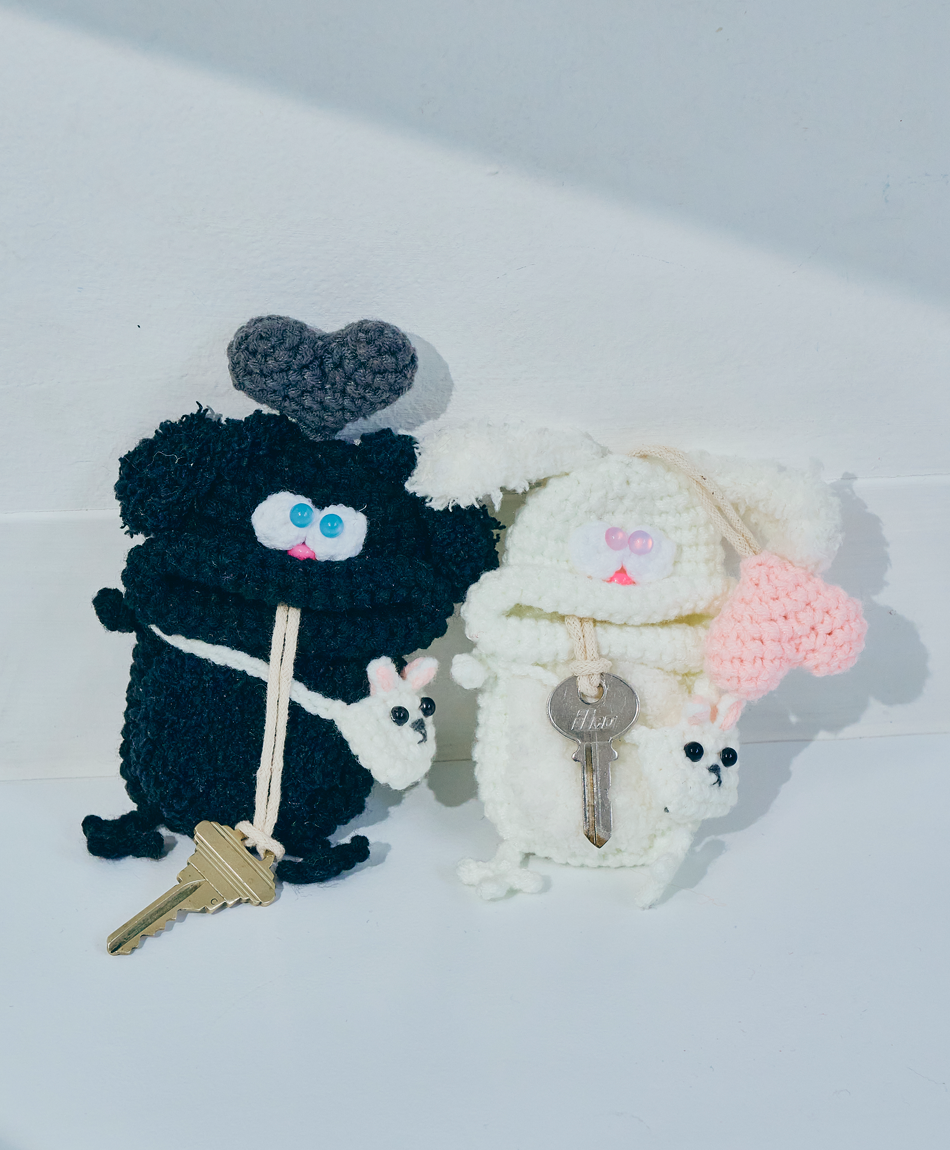 毛糸のキーケース うさぎ