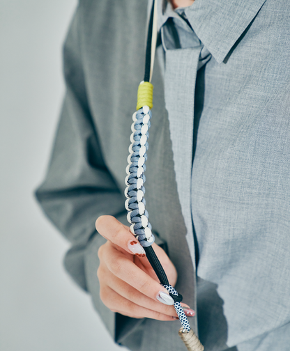 カラビナ ソロモン編込み マルチスマホストラップ