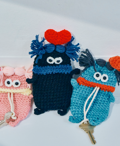 毛糸のキーケース  センターワケ New