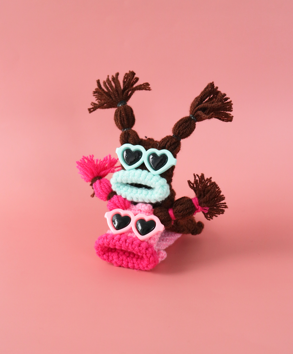 【バレンタイン限定カラー】毛糸のリップケース チョコレート パッケージ付き