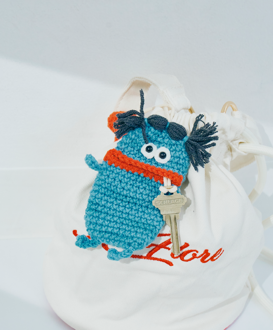 毛糸のキーケース  センターワケ New