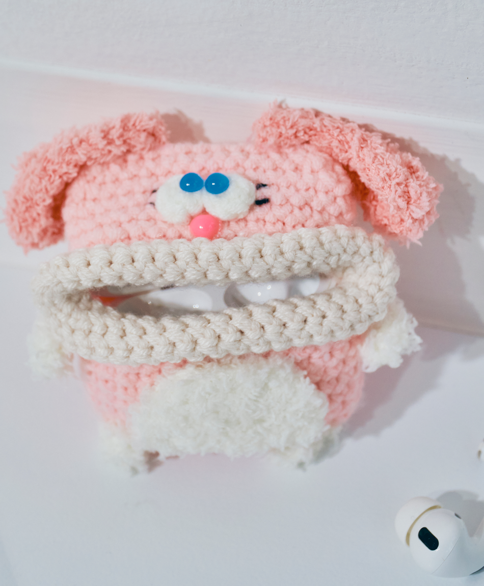 毛糸のエアポッズプロケース ウサギ (AirPods Pro第1/2世代)