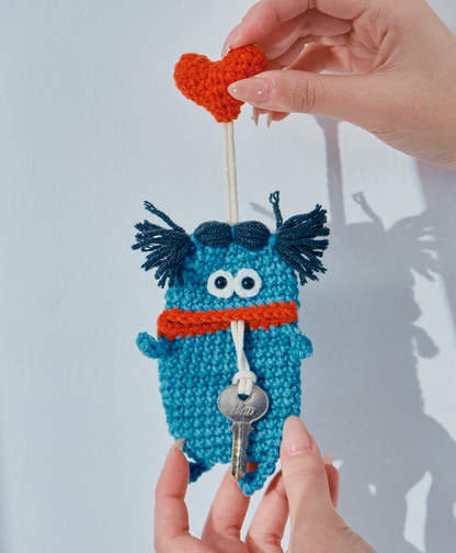 毛糸のキーケース  センターワケ New