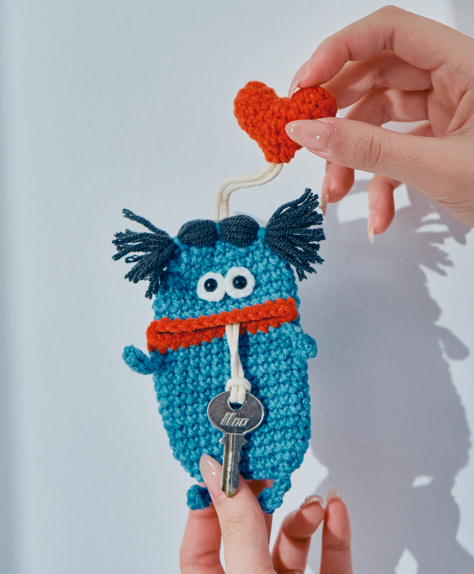 毛糸のキーケース  センターワケ New